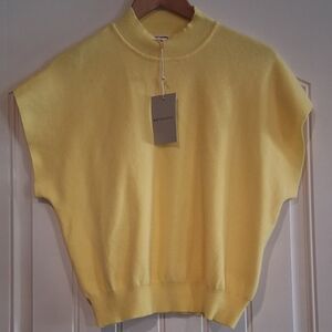 *** NWT***Eesome Sunny Yellow Crew Neck Sweater
